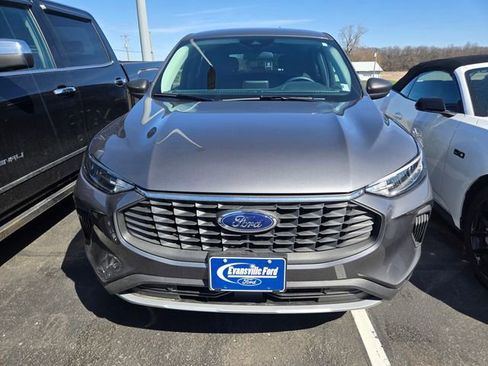 Used 2023 Ford Escape Active image 2