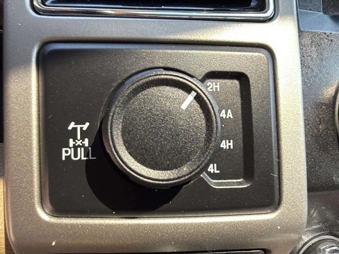 Used 2019 Ford F150 Lariat AWD/4WD image 13