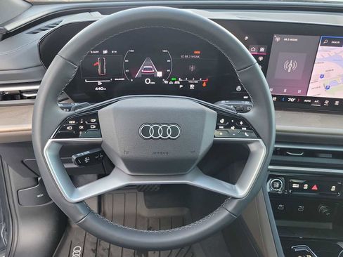 Used 2025 Audi Q5 Premium Plus w/ Premium Plus AWD/4WD image 21