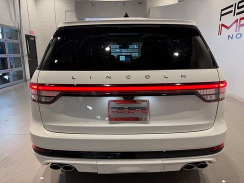 Used 2025 Lincoln Aviator Reserve w/ Equipment Group 201A AWD/4WD image 11