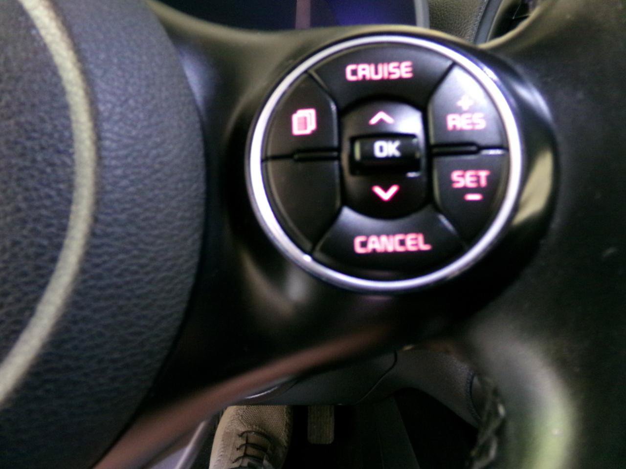 Used 2020 Kia Soul GT-Line w/ GT 2.0L Power Sunroof Package FWD image 34