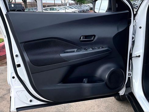 Used 2024 Nissan Kicks S FWD image 20