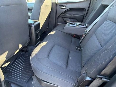 Used 2021 Chevrolet Colorado LT w/ Safety Package image 17