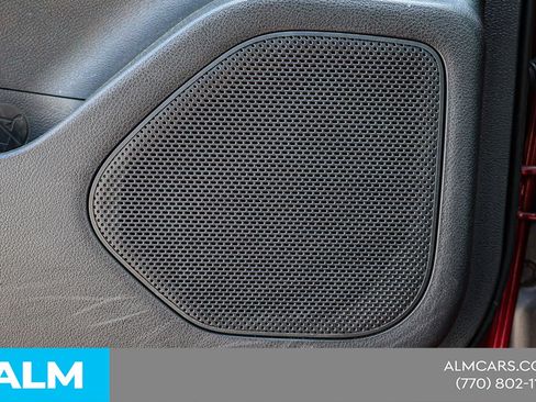 Used 2025 Nissan Rogue SV image 42