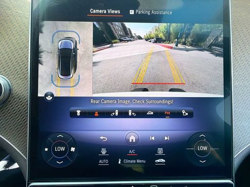 Used 2023 Mercedes-Benz EQE 350+ Sedan image 25
