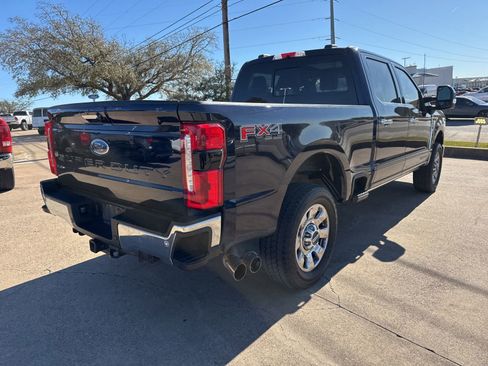 Used 2023 Ford F250 Lariat w/ Lariat Ultimate Package image 7