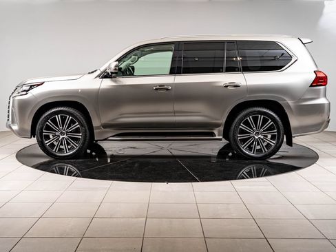Certified 2021 Lexus LX 570 4WD w/ Luxury Package image 5