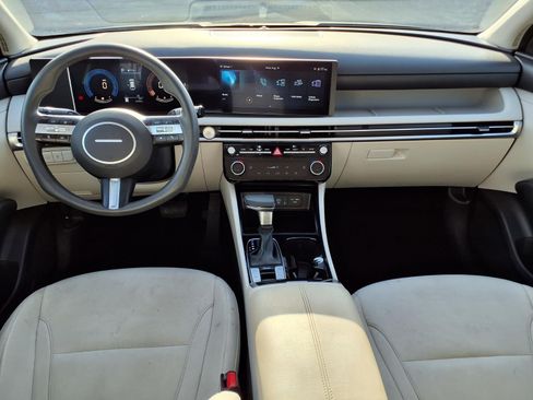 Used 2025 Hyundai Tucson SEL FWD image 10