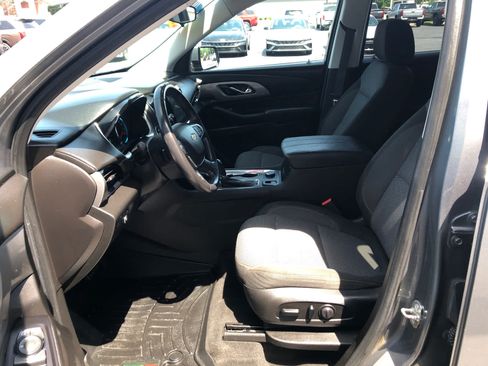Used 2018 Chevrolet Traverse LT AWD/4WD image 7