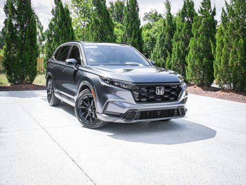 Used 2023 Honda CR-V Sport image 2