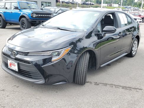 Certified 2024 Toyota Corolla LE FWD image 2