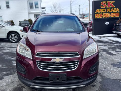 Used 2016 Chevrolet Trax LT w/ LT Convenience Package image 10
