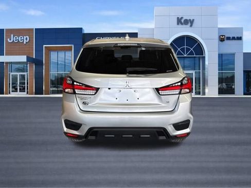 Used 2024 Mitsubishi Outlander Sport SE image 5