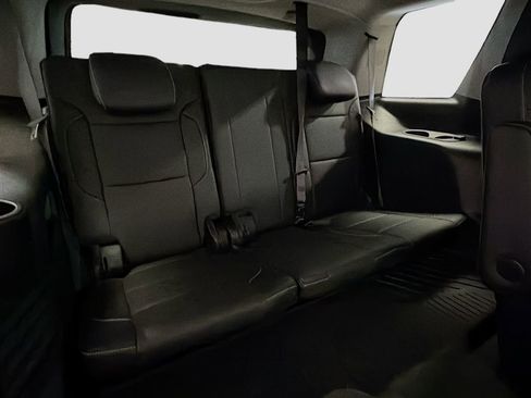 Used 2019 Chevrolet Tahoe Premier AWD/4WD image 31