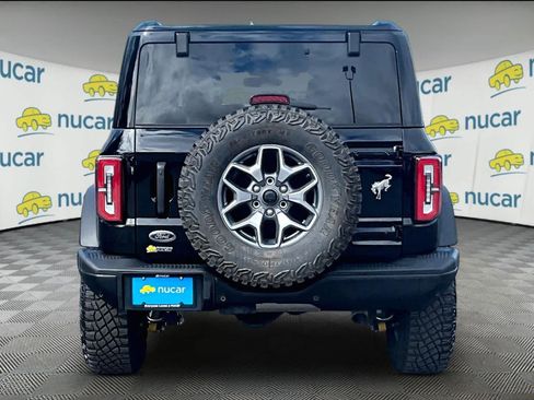 Used 2025 Ford Bronco Badlands image 5