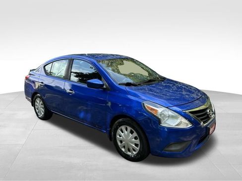 Used 2016 Nissan Versa SV FWD image 8