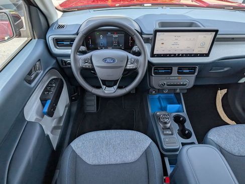 New 2025 Ford Maverick XLT w/ XLT Luxury Package FWD image 8