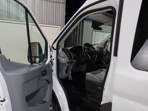 Used 2016 Ford Transit 350 XL RWD image 20