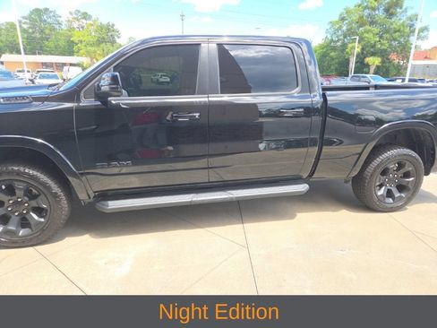Used 2025 RAM 1500 Big Horn AWD/4WD image 3