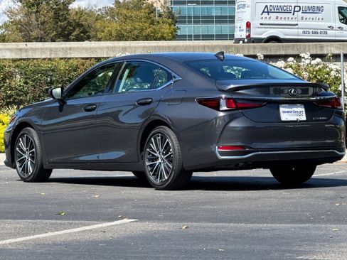 Certified 2025 Lexus ES 300h w/ Premium Package FWD image 7