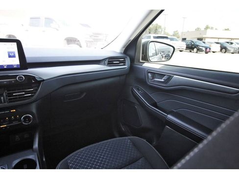 Used 2025 Ford Escape Active FWD image 12