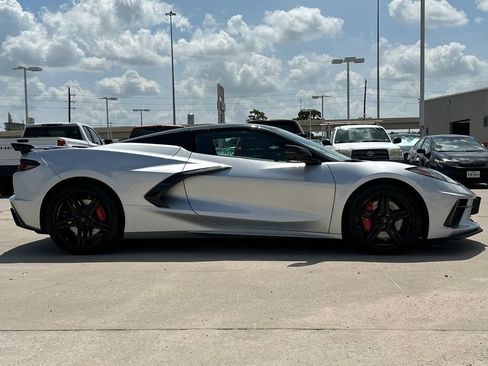 Used 2026 Chevrolet Corvette Stingray Preferred Conv w/ Z51 Performance Package RWD image 7