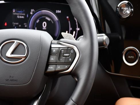 New 2026 Lexus NX 350 FWD image 21