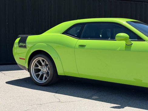 Used 2023 Dodge Challenger R/T Scat Pack RWD image 5