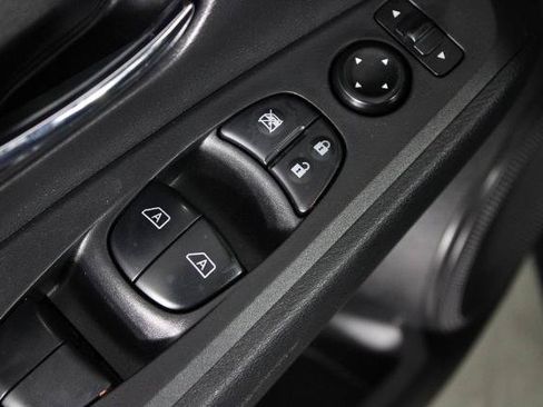 Certified 2023 Nissan Kicks SV FWD image 22