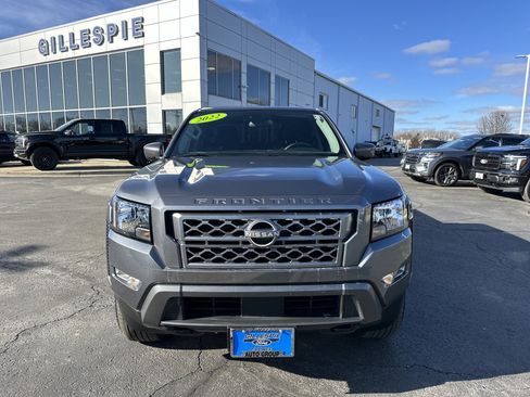 Used 2022 Nissan Frontier SV image 9