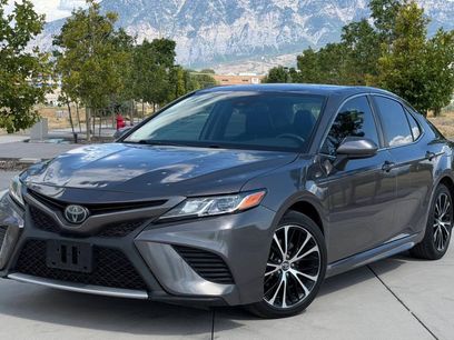 Used 2020 Toyota Camry SE