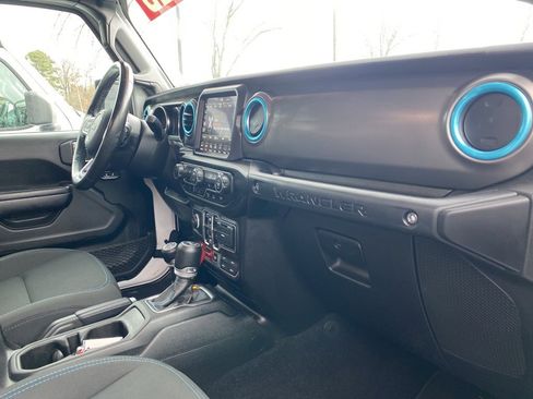 Used 2021 Jeep Wrangler Unlimited Rubicon 4xe w/ Cold Weather Group image 39