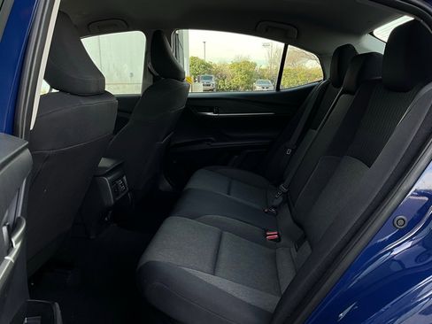 Used 2025 Toyota Camry LE image 11