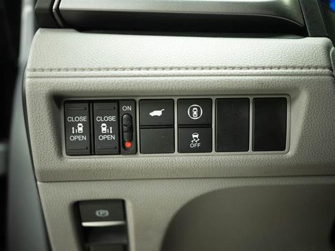 Used 2024 Honda Odyssey EX-L image 31