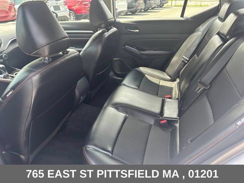 Used 2023 Nissan Altima 2.5 SR AWD/4WD image 14