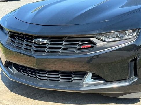 Used 2020 Chevrolet Camaro LT w/ RS Package RWD image 6