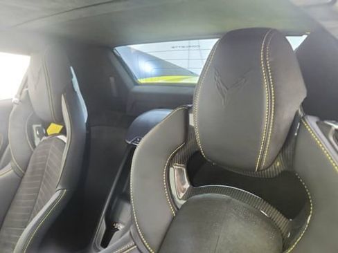 Used 2024 Chevrolet Corvette Stingray Premium Conv w/ Z51 Performance Package image 29