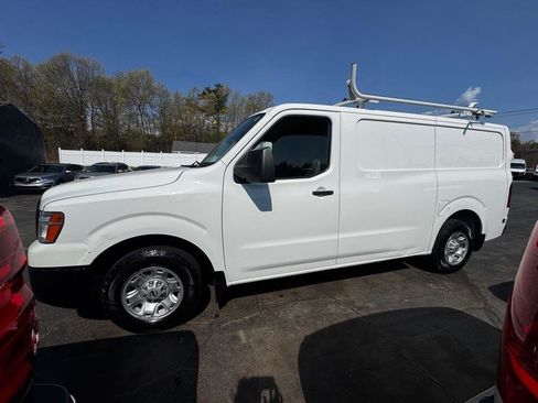 Used 2021 Nissan NV 2500 SV w/ Navigation Package RWD image 3