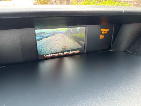 Used 2014 Subaru Forester 2.5i Premium w/ All-Weather Package image 16