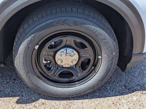 New 2025 Ford Explorer 4WD Police Interceptor image 11