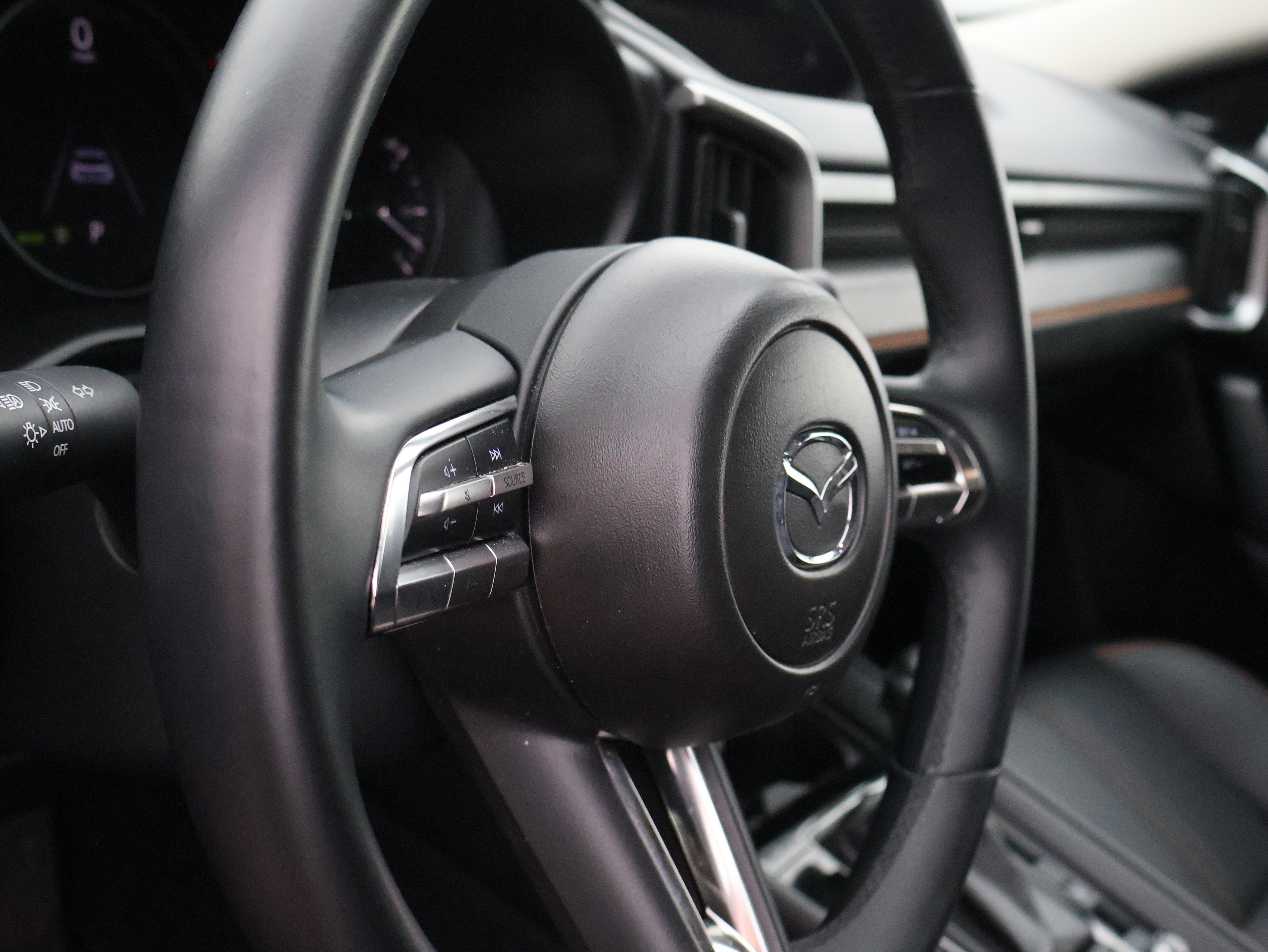 Used 2025 MAZDA CX-50 AWD 2.5 Hybrid w/ Premium Pkg image 26