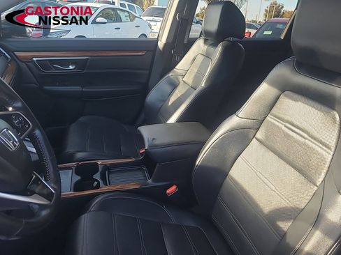 Used 2022 Honda CR-V Touring image 24