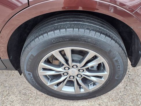Used 2023 Cadillac XT5 Premium Luxury FWD image 10
