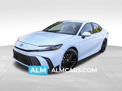 Used 2025 Toyota Camry SE