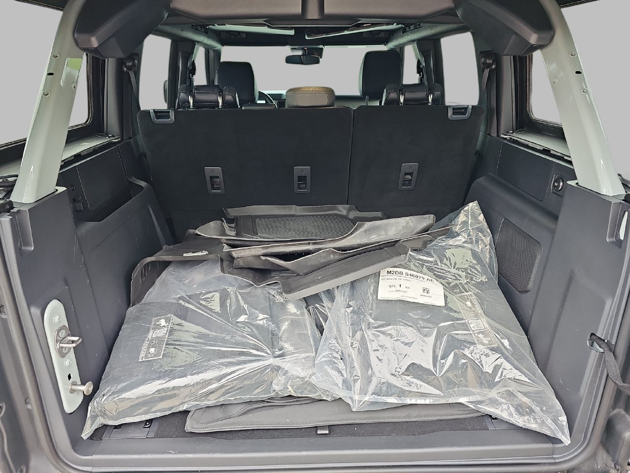 Used 2024 Ford Bronco Outer Banks AWD/4WD image 15