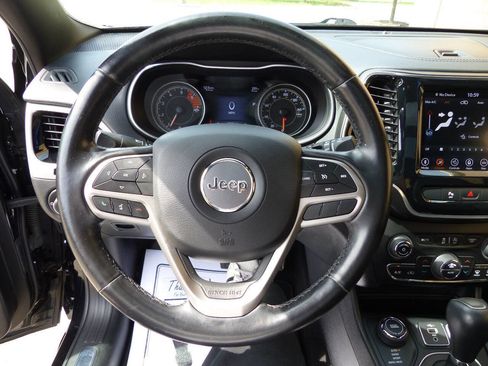 Used 2020 Jeep Cherokee High Altitude AWD/4WD image 25