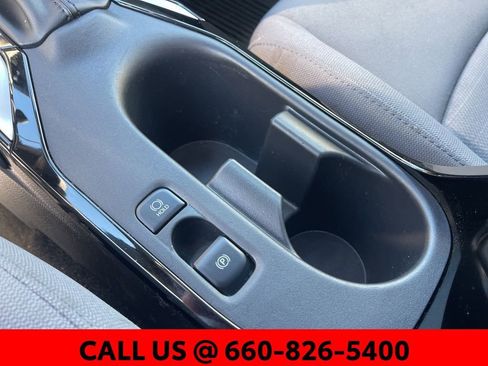 Used 2024 Toyota Corolla SE w/ SE Package image 31