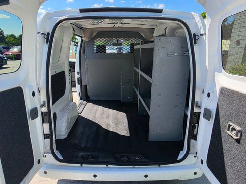 Used 2017 Nissan NV200 SV w/ Technology Package FWD image 22