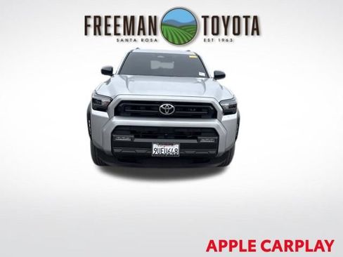 Used 2025 Toyota 4Runner SR5 AWD/4WD image 3