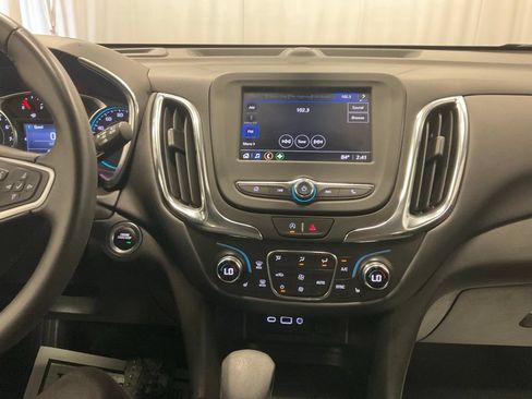 Used 2022 Chevrolet Equinox LT AWD/4WD image 25